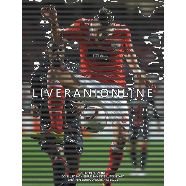 20110310: LISBON, PORTUGAL - SL Benfica vs PSG (Paris Saint Germain): Europa League 2010/2011, round of 8, 1st leg. In picture: Javi Garcia (Benfica). PHOTO: Alvaro Isidoro/CITYFILES LIGA EUROPY UEFA SEZON 2010/2011 PILKA NOZNA BENFICA LIZBONA vs PSG FOT. CITYFILES/NEWSPIX.PL PORTUGAL,BRAZIL,SPAIN,GERMANY,FRANCE,UK OUT !!! --- Newspix.pl EUROPA LEAGUE BENFICA PSG ©AG ALDO LIVERANI SAS - ITALY ONLY - *** Local Caption *** .