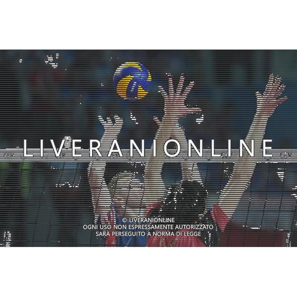 12.03.2011 KEDZIERZYN KOZLE- HALA AZOTY, (KEDZIERZYN KOZLE, POLAND AZOTY ARENA SPORTS HALL) - SIATKOWKA MEZCZYZN (MEN\'S VOLLEYBALL), PUCHAR KONFEDERACJI CEV FINAL MECZ REWANZOWY (CEV CUP FINAL SECOND GAME) MECZ (GAME) ZAKSA KEDZIERZYN KOZLE - SISLEY TREVISO NZ PAWEL ZAGUMNY FOTO LUKASZ GROCHALA/ CYFRASPORT / NEWSPIX.PL --- Newspix.pl AG ALDO LIVERANI S A S ONLY ITALY *** Local Caption *** www.newspix.pl mail us: info@newspix.pl call us: 0048 022 23 22 222 --- Polish Picture Agency by Ringier Axel Springer Poland