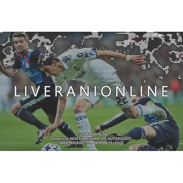(110317) -- MADRID, March 17, 2011 () -- Angel Fabian Di Maria Hernandez (C) of Real Madrid competes during the match against Olympique Lyon at the 2010/11 UEFA Champions League at Santiago Bernabeu Stadium in Madrid on March 16, 2011. Madrid defeated Lyon by 3-0. On aggregate 4-1, Real Madrid completed the lineup for quarter finals. (/Chen Haitong) (lm) AG ALDO LIVERANI S A S ONLY ITALY