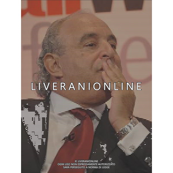 Sir Philip Green, Owner, Arcadia Group speaking at the RetailWeek Conference 2011 in London today AG. ALDO LIVERANI SAS ITALY ONLY *** Local Caption *** .