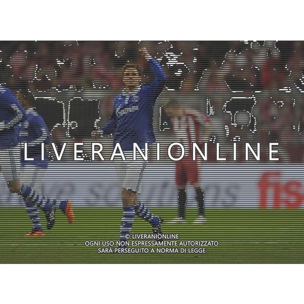 SCHALKE O4 NELLA FOTO HOWEDES FIROSPORTPHOTO AG. ALDO LIVERANI SAS ITALY ONLY *** Local Caption *** .