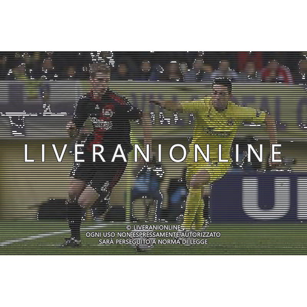 Villareal\'s Bruno Soriano (r) and Bayer 04 Leverkusen\'s Lars Bender during UEFA Europa League match.March 17,2011. (ALTERPHOTOS/Acero) AG. ALDO LIVERANI SAS ITALY ONLY *** Local Caption *** .