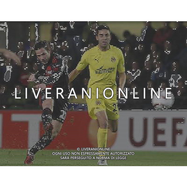 Villareal\'s Bruno Soriano (r) and Bayer 04 Leverkusen\'s Gonzalo Castro during UEFA Europa League match.March 17,2011. (ALTERPHOTOS/Acero) AG. ALDO LIVERANI SAS ITALY ONLY *** Local Caption *** .