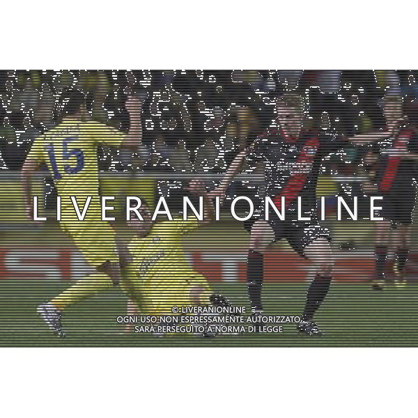 Villareal\'s Mario Gaspar Perez (c) and Jose Manuel Catala (l) and Bayer 04 Leverkusen\'s Lars Bender during UEFA Europa League match.March 17,2011. (ALTERPHOTOS/Acero) AG. ALDO LIVERANI SAS ITALY ONLY *** Local Caption *** .