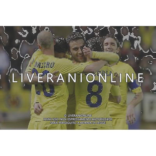Villareal\'s Borja Valero, Mario Gaspar Perez, Giuseppe Rossi, Santi Cazorla and Gonzalo Rodriguez celebrate goal during UEFA Europa League match.March 17,2011. (ALTERPHOTOS/Acero) AG. ALDO LIVERANI SAS ITALY ONLY *** Local Caption *** .