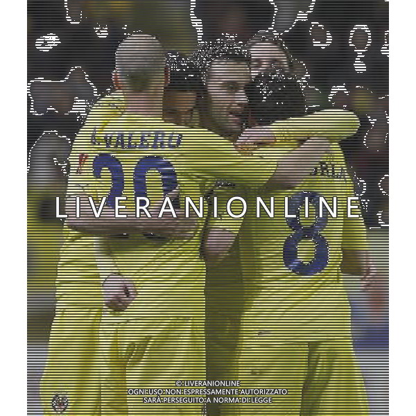 Villareal\'s Borja Valero, Mario Gaspar Perez, Giuseppe Rossi, Santi Cazorla and Gonzalo Rodriguez celebrate goal during UEFA Europa League match.March 17,2011. (ALTERPHOTOS/Acero) AG. ALDO LIVERANI SAS ITALY ONLY *** Local Caption *** .