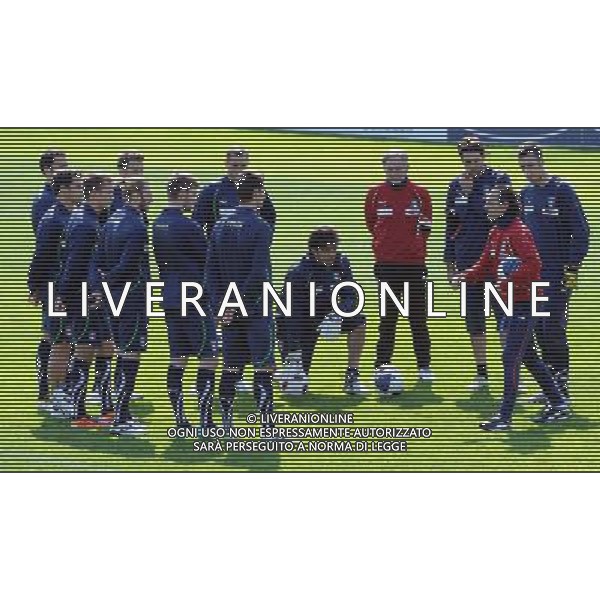 Raduno Nazionale Italiana a Coverciano Firenze - 22.03.2011 Allenamento Nella Foto:Cesare Prandelli con i difensori /Ph.Vitez-Ag. Aldo Liverani