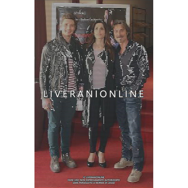 MILANO 23/3/2011 TEATRO SMERALDO PRESENTAZIONE DEL NUOVO SPETTACOLO \'CASSANDRA\' ROSSELLA BRESCIA E STEFANO DE MARTINO DIRETTI DA LUCIANO CANNITO NELLA FOTO ROSSELLA BRESCIA E STEFANO DE MARTINO LUCIANO CANNITO PH.FIOCHI/ALDO LIVERANI SAS