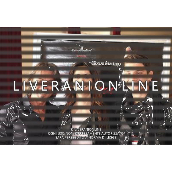 MILANO 23/3/2011 TEATRO SMERALDO PRESENTAZIONE DEL NUOVO SPETTACOLO \'CASSANDRA\' ROSSELLA BRESCIA E STEFANO DE MARTINO DIRETTI DA LUCIANO CANNITO NELLA FOTO ROSSELLA BRESCIA E STEFANO DE MARTINO LUCIANO CANNITO PH.FIOCHI/ALDO LIVERANI SAS