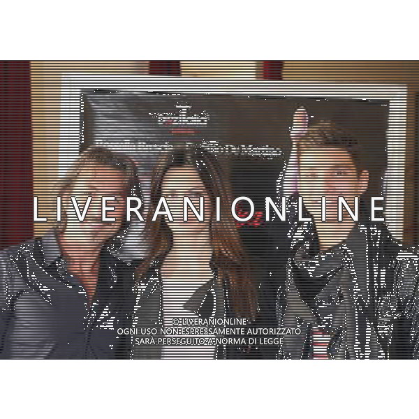 MILANO 23/3/2011 TEATRO SMERALDO PRESENTAZIONE DEL NUOVO SPETTACOLO \'CASSANDRA\' ROSSELLA BRESCIA E STEFANO DE MARTINO DIRETTI DA LUCIANO CANNITO NELLA FOTO ROSSELLA BRESCIA E STEFANO DE MARTINO LUCIANO CANNITO PH.FIOCHI/ALDO LIVERANI SAS