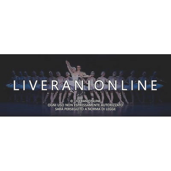 LONDON, UNITED KINGDOM MARCH 22 : Pic Shows Dress Rehearsal for Swan Lake at the Coliseum theater on March, 22nd, 2011 in London, England ©photoshot/Agenzia Aldo Liverani Sas - ITALY ONLY - Ballerini di danza classica durante la rappresentazione dello spettacolo teatrale \'Il Lago dei Cigni\' al Teatro Colosseo di Londra, Inghilterra 22 marzo 2011.