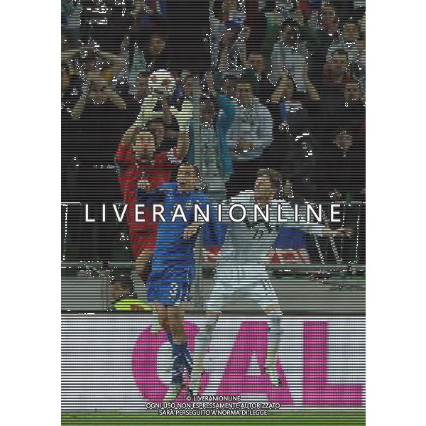 Qualificazioni ai Campionati Europei UEFA EURO 2012 Gruppo C Ljubljana - 25.03.2011 Slovenia-Italia Nella Foto:buffon gianluigi in parata e giorgio chiellini /Ph.Vitez-Ag. Aldo Liverani