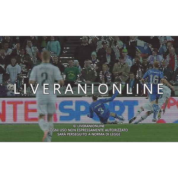 Qualificazioni ai Campionati Europei UEFA EURO 2012 Gruppo C Ljubljana - 25.03.2011 Slovenia-Italia Nella Foto:palo di ljubijankic /Ph.Vitez-Ag. Aldo Liverani