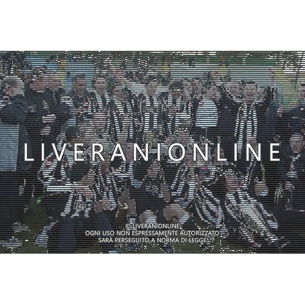 55a COPPA CARNEVALE TORNEO DI VIAREGGIO 2003 JUVENTUS - SLAVIA PRAGA FINALE 03/03/2003 NELLA FOTO LA JUVENTUS VINCITRICE DEL TORNEO FOTO GIANNI NUCCI / AGENZIA ALDO LIVERANI 