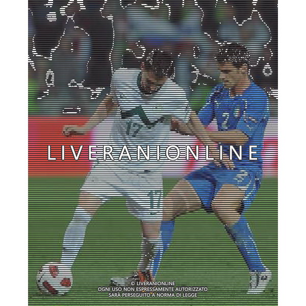 Qualificazioni ai Campionati Europei UEFA EURO 2012 Gruppo C Ljubljana - 25.03.2011 Slovenia-Italia Nella Foto:Andraz Kirm-Cristian Maggio /Ph.Vitez-Ag. Aldo Liverani