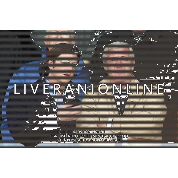 55a COPPA CARNEVALE TORNEO DI VIAREGGIO 2003 JUVENTUS - SLAVIA PRAGA FINALE 03/03/2003 NELLA FOTO MARCELLO LIPPI CON IL FIGLIO DAVIDE FOTO GIANNI NUCCI / AGENZIA ALDO LIVERANI 