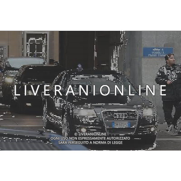 MILANO 28/03/2011 PALAZZO DI GIUSTIZIA PROCESSO MEDIATRADE NELLA FOTO : L\'AUTO CHE TRASPORTA IL PRESIDENTE DEL CONSIGLIO DEI MINISTRI SILVIO BERLUSCONI MENTRE ESCE DAL PALAZZO DI GIUSTIZIA DOPO L\'UDIENZA CHE LO RIGUARDA FOTO GAZZANIGA / AG. ALDO LIVERANI SAS