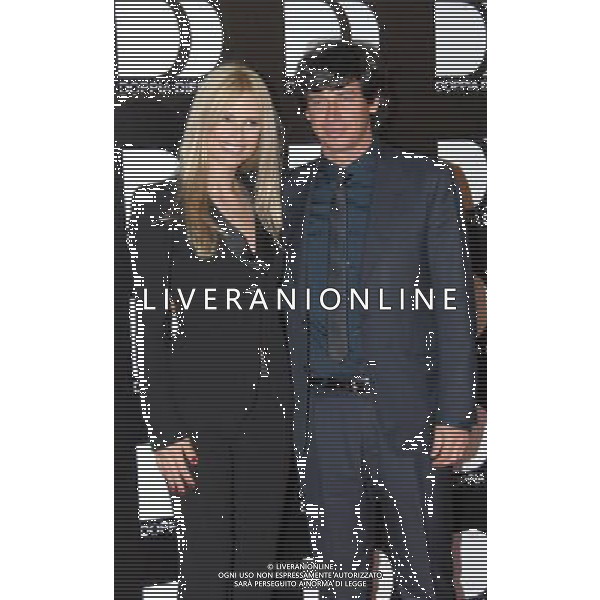 MILANO 30/3(2011 SPAZIO ANTOLOGICO VIA MECENATE, 84 SERATA DI BENEFICENZA IN OCCASIONE DELLA PRIMA TELEVISIVA: -DOPPIA DIFESA- CONDOTTA DI MICHELLE HUNZIKER NELLA FOTO MICHELLE HUNZIKER E DEMETRIO ALBERTINI FOTO ROMANO/AG ALDO LIVERANI