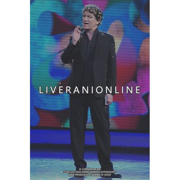MILANO 30/03/2011 TRASMISSIONE TELEVISIVA SU CANALE 5 MEDIASET ZELIG NELLA FOTO : GIOELE DIX DURANTE IL SUO SKETCH FOTO GAZZANIGA /AG. ALDO LIVERANI SAS