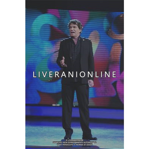 MILANO 30/03/2011 TRASMISSIONE TELEVISIVA SU CANALE 5 MEDIASET ZELIG NELLA FOTO : GIOELE DIX DURANTE IL SUO SKETCH FOTO GAZZANIGA /AG. ALDO LIVERANI SAS