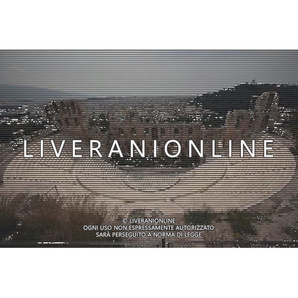 ATENY , GRECJA , ATHENS , GREECE 29.03.2011 NZ teatr grecki dionizosa u stop akropolu greek Dionysus theatre by the acropolis FOT. WOJCIECH FIGURSKI / NEWSPIX.PL --- Newspix.pl *** Local Caption *** www.newspix.pl mail us: info@newspix.pl call us: 0048 022 23 22 222 --- Polish Picture Agency by Ringier Axel Springer Poland