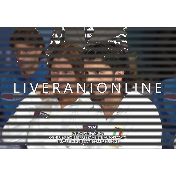 MILANO 29/03/04 ALLENAMENTO DELLA NAZIONALE ITALIANA E PRESENTAZIONE NUOVE DIVISE NELLA FOTO GATTUSO GENNARO PH GIGI ARCAINI/AG.ALDO LIVERANI