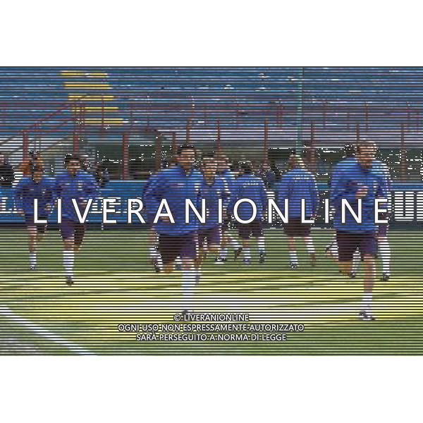 MILANO 29/03/04 ALLENAMENTO DELLA NAZIONALE ITALIANA NELLA FOTO IL GRUPPO PH GIGI ARCAINI/AG.ALDO LIVERANI