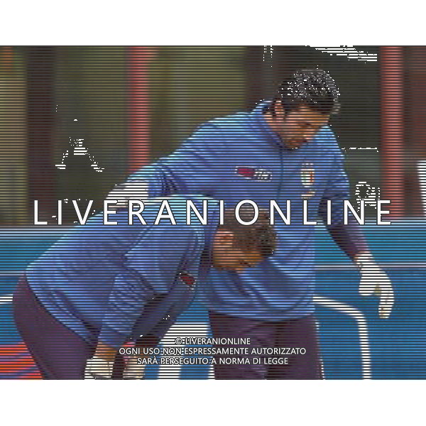 MILANO 29/03/04 ALLENAMENTO DELLA NAZIONALE ITALIANA NELLA FOTO PELIZZOLI IVAN CON BUFFON GIANLUIGI PH GIGI ARCAINI/AG.ALDO LIVERANI