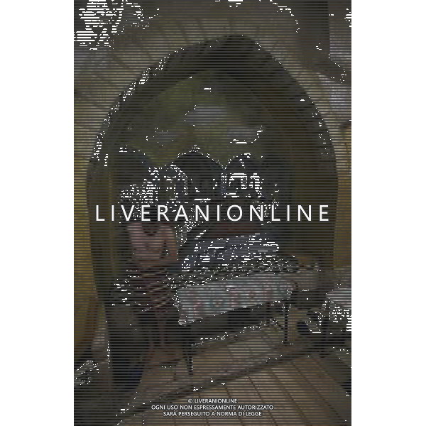 (110402) -- NABLUS, April 2, 2011 () -- A Palestinian man enjoys steam bath at the 400-year-old traditional Turkish bath \'Hamam Alshefa\' in the West Bank City of Nablus on March 31, 2011. (/Ayman Nobani) (zx) Tradizionale bagno turco \'Hamam Alshefa\' , vecchio di oltre 400 anni a Nablus , West Bank City AG. ALDO LIVERANI SAS ITALY ONLY *** Local Caption *** .