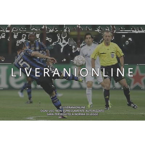Inter - Schalke 04 andata dei quarti di Champions League 05/04/2011 nella foto il gol di dejan stankovic ©luzzani/Agenzia Aldo Liverani Sas