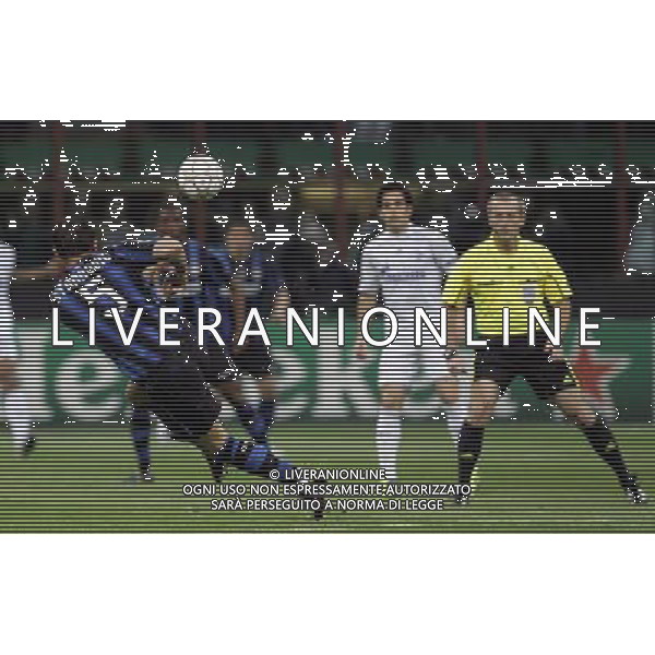 Inter - Schalke 04 andata dei quarti di Champions League 05/04/2011 nella foto il gol di dejan stankovic ©luzzani/Agenzia Aldo Liverani Sas