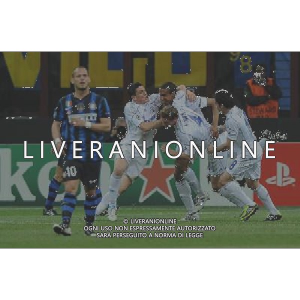 UEFA Champions League 2010/2011 Quarti di Finale Andata Milano - 05.04.2011 Inter-Shalke 04 Nella Foto:matip esulta /Ph.Vitez-Ag. Aldo Liverani
