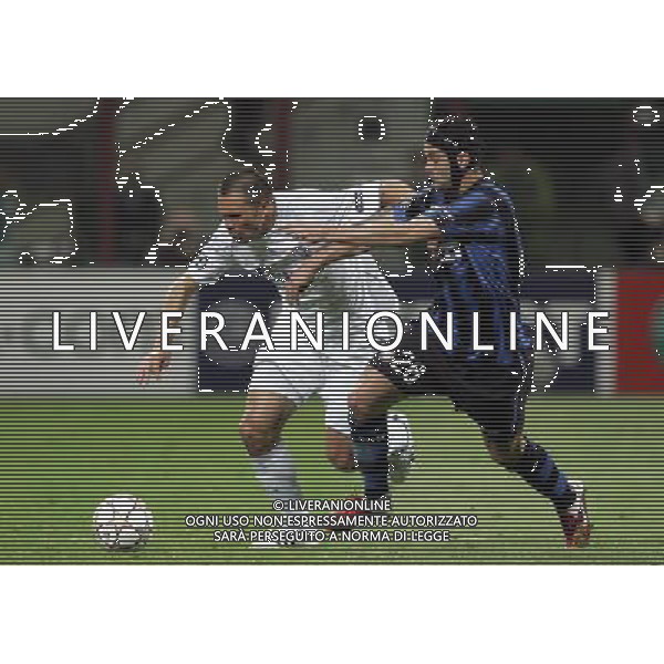 Inter - Schalke 04 andata dei quarti di Champions League 05/04/2011 nella foto edu e chivu ©luzzani/Agenzia Aldo Liverani Sas