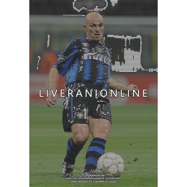 UEFA Champions League 2010/2011 Quarti di Finale Andata Milano - 05.04.2011 Inter-Shalke 04 Nella Foto:cambiasso /Ph.Vitez-Ag. Aldo Liverani