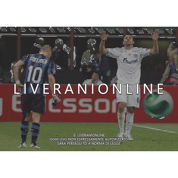 Inter - Schalke 04 andata dei quarti di Champions League 05/04/2011 nella foto delusione sneijder e esultanza edu ©luzzani/Agenzia Aldo Liverani Sas