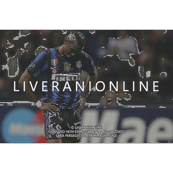 Inter - Schalke 04 andata dei quarti di Champions League 05/04/2011 nella foto delusione eto\'o ©luzzani/Agenzia Aldo Liverani Sas