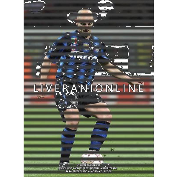 UEFA Champions League 2010/2011 Quarti di Finale Andata Milano - 05.04.2011 Inter-Shalke 04 Nella Foto:Esteban Cambiasso /Ph.Vitez-Ag. Aldo Liverani
