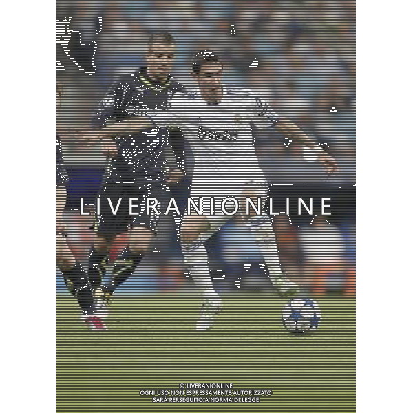 Tottenham Hotspur\'s Rafael van der Vaart against Real Madrid\'s Angel Di Maria during Champions League Match. April 05, 2011. (ALTERPHOTOS/Alvaro Hernandez) MADRID 05/04/2011 4 DI FINALE CHAMPIONS LEAGUE REAL MADRID-TOTTENHAM AG ALDO LIVERANI ONLY ITALY