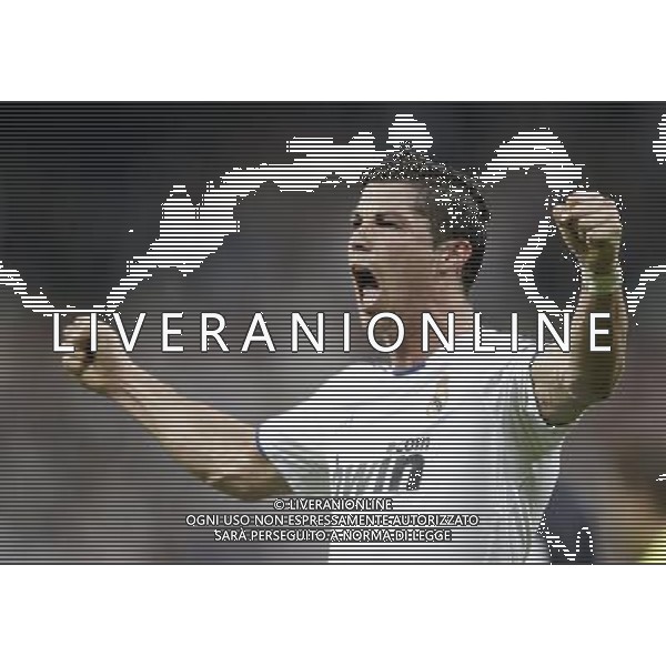 Real Madrid\'s Cristiano Ronaldo celebrates during Champions League Match. April 05, 2011. (ALTERPHOTOS/Alvaro Hernandez) MADRID 05/04/2011 4 DI FINALE CHAMPIONS LEAGUE REAL MADRID-TOTTENHAM AG ALDO LIVERANI ONLY ITALY