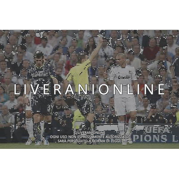 Real Madrid\'s Pepe and Tottenham\'s during Champions League match on April, 5th 2011. Photo: Cesar Cebolla / ALFAQUI MADRID 05/04/2011 4 DI FINALE CHAMPIONS LEAGUE REAL MADRID-TOTTENHAM AG ALDO LIVERANI ONLY ITALY