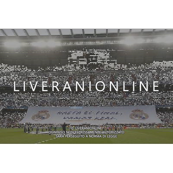 Real Madrid\'s and Tottenham\'s during Champions League match on April, 5th 2011. Photo: Cesar Cebolla / ALFAQUI MADRID 05/04/2011 4 DI FINALE CHAMPIONS LEAGUE REAL MADRID-TOTTENHAM AG ALDO LIVERANI ONLY ITALY