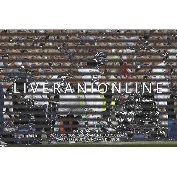 Real Madrid\'s Emanuel Adebayor goal during Champions League match on April, 5th 2011. Photo: Cesar Cebolla / ALFAQUI MADRID 05/04/2011 4 DI FINALE CHAMPIONS LEAGUE REAL MADRID-TOTTENHAM AG ALDO LIVERANI ONLY ITALY