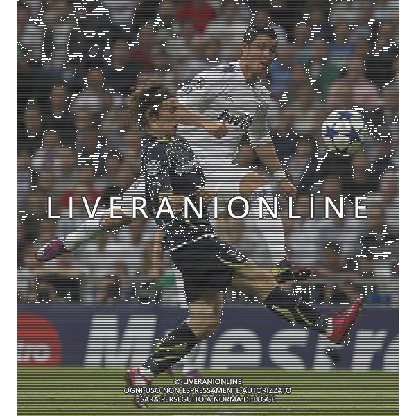 Real Madrid\'s Cristiano Ronaldo and Tottenham\'s Luka Modric during Champions League match on April, 5th 2011. Photo: Cesar Cebolla / ALFAQUI MADRID 05/04/2011 4 DI FINALE CHAMPIONS LEAGUE REAL MADRID-TOTTENHAM AG ALDO LIVERANI ONLY ITALY