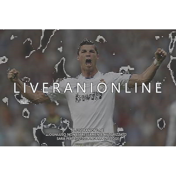 Real Madrid\'s Cristiano Ronaldo goal during Champions League match on April, 5th 2011. Photo: Cesar Cebolla / ALFAQUI MADRID 05/04/2011 4 DI FINALE CHAMPIONS LEAGUE REAL MADRID-TOTTENHAM AG ALDO LIVERANI ONLY ITALY