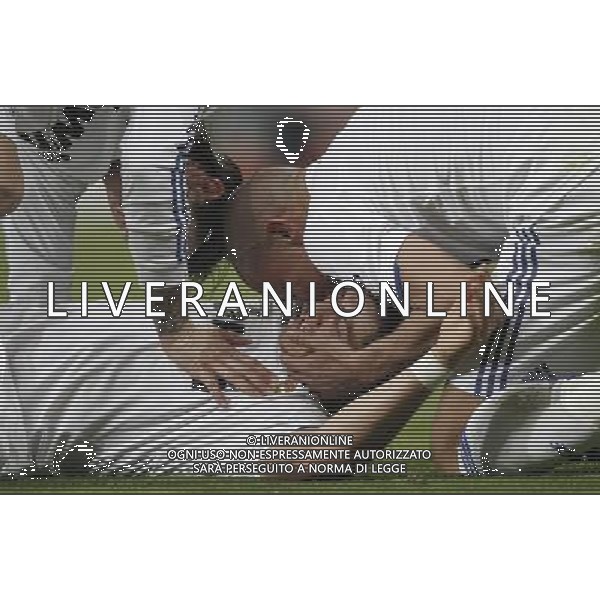 Real Madrid\'s Cristiano Ronaldo goal during Champions League match on April, 5th 2011. Photo: Cesar Cebolla / ALFAQUI MADRID 05/04/2011 4 DI FINALE CHAMPIONS LEAGUE REAL MADRID-TOTTENHAM AG ALDO LIVERANI ONLY ITALY