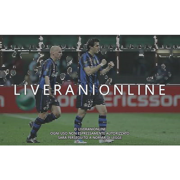 Milano 05-04-2011 Champions League 2010/11 inter-schalke 5:2 nella foto diego alberto milito esulta dopo il gol ph marco luzzani/ag aldo liverani s.a.s.