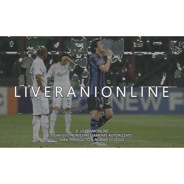 Milano 05-04-2011 Champions League 2010/11 inter-schalke 5:2 nella foto diego alberto milito esulta dopo il gol ph marco luzzani/ag aldo liverani s.a.s.