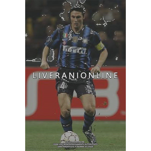 Milano 05-04-2011 Champions League 2010/11 inter-schalke 5:2 nella foto javier zanetti ph marco luzzani/ag aldo liverani s.a.s.