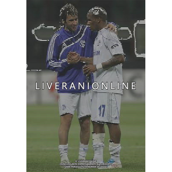 Milano 05-04-2011 Champions League 2010/11 inter-schalke 5:2 nella foto raul gonzalez e jefferson farfan esultano a fine gara ph marco luzzani/ag aldo liverani s.a.s.