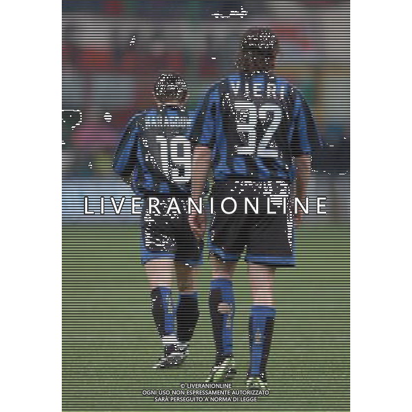 Milano 25/03/2004 Coppa UEFA 2003/04 inter-benfica nella foto karagounis vieri ph marco luzzani/ag aldo liverani s.a.s.